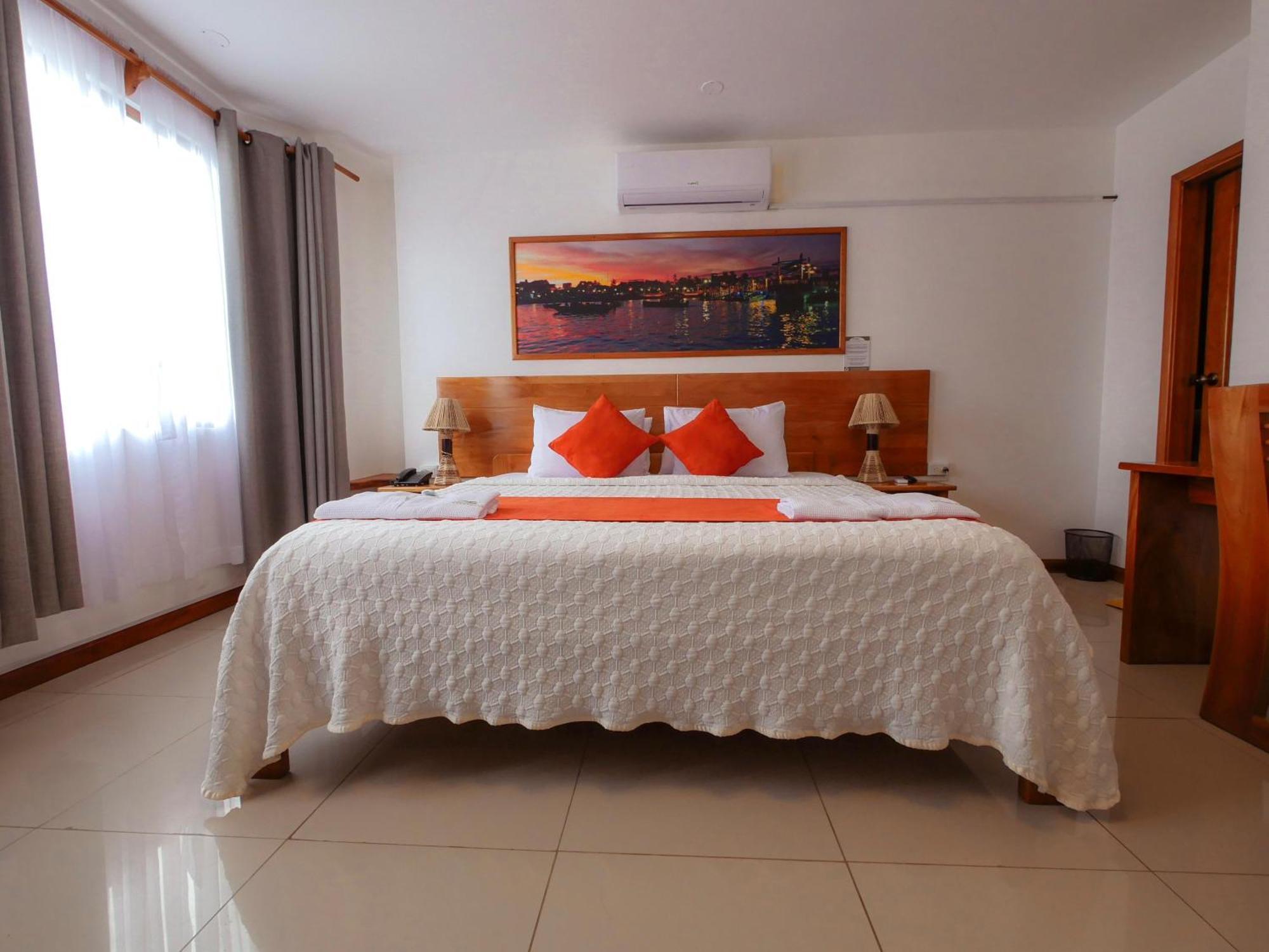 El Descanso del Guia Puerto Ayora  Exterior foto